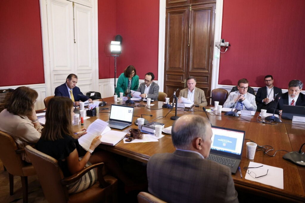 Hospital de La Serena: Empresa Acciona condiciona continuidad de contrato a seguir recomendaciones de diseño