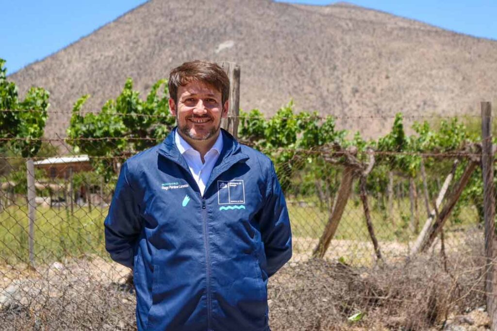 Ministro de Energía Diego Pardow: Programa del Ministerio de Energía mejora sustancialmente condiciones térmicas y energéticas de escuelas públicas