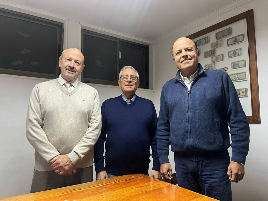Jesús Chirino asume presidencia del directorio del Lycée Frédéric Mistral de La Serena