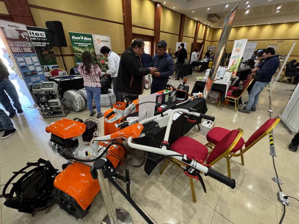 Impulso a la innovación y sostenibilidad en la agricultura a pequeña escala mediante Feria Tecnológica en Coquimbo