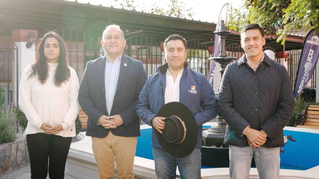 Alcaldes de Vicuña y Paihuano impulsan proyecto conjunto para fortalecer el turismo sostenible en el Valle del Elqui