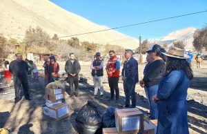 Galo Luna fue a territorio afectado por incendio: “Vamos a gestionar rápidamente las viviendas de emergencia”