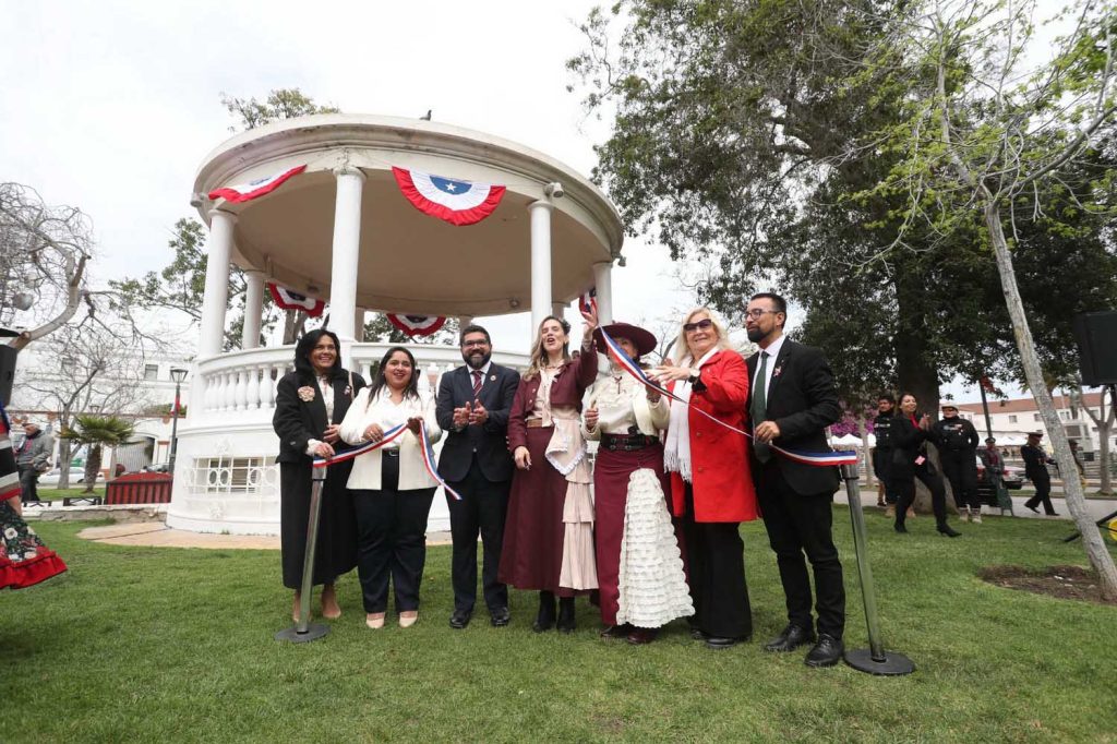 Recuperan pérgola de la Plaza de Armas de La Serena para presentaciones artísticas y culturales