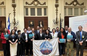 Presentaron libro ilustrado sobre la exploración de los montes submarinos