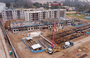 Minvu sale al paso de críticas de gremio constructor y detalla medidas adoptadas “en directo apoyo” al sector