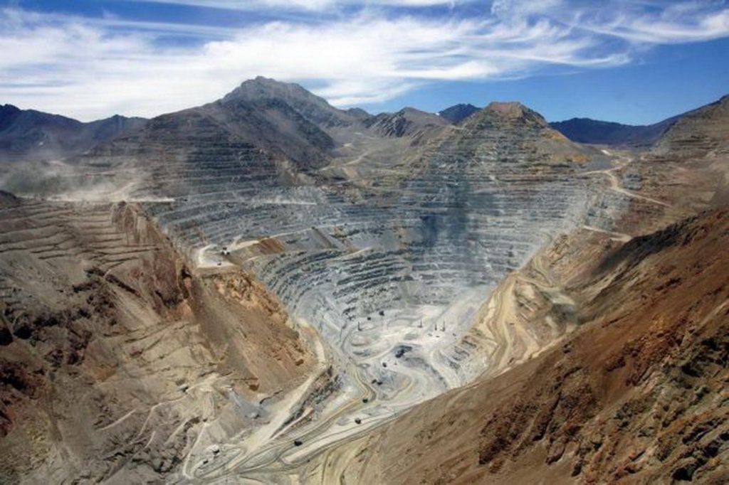 INÉDITO: Minera Los Pelambres interpone querella por fraude interno que supera los $8.200 millones