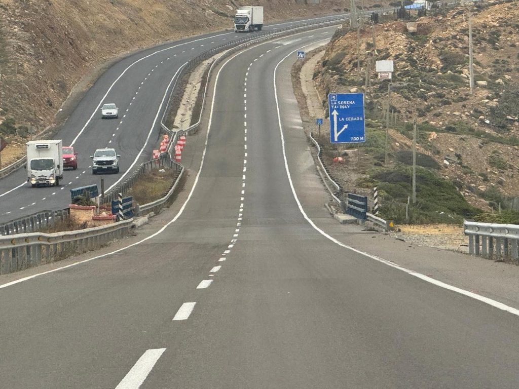 Tramo entre Coquimbo-Los Vilos de la Ruta 5 Norte supera el 41% de ejecución, e intervienen diez puntos del trazado en verano