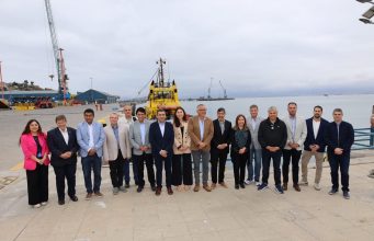 Puerto de Coquimbo se proyecta como vía exportadora tras visita de delegaciones de San Juan y Tucumán