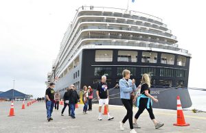 Más de 13 mil turistas, en nueve naves: Coquimbo inicia nueva temporada de cruceros 2025-2026