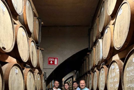 Especialistas en bebidas espirituosas de Reino Unido visitaron destilerías de Coquimbo