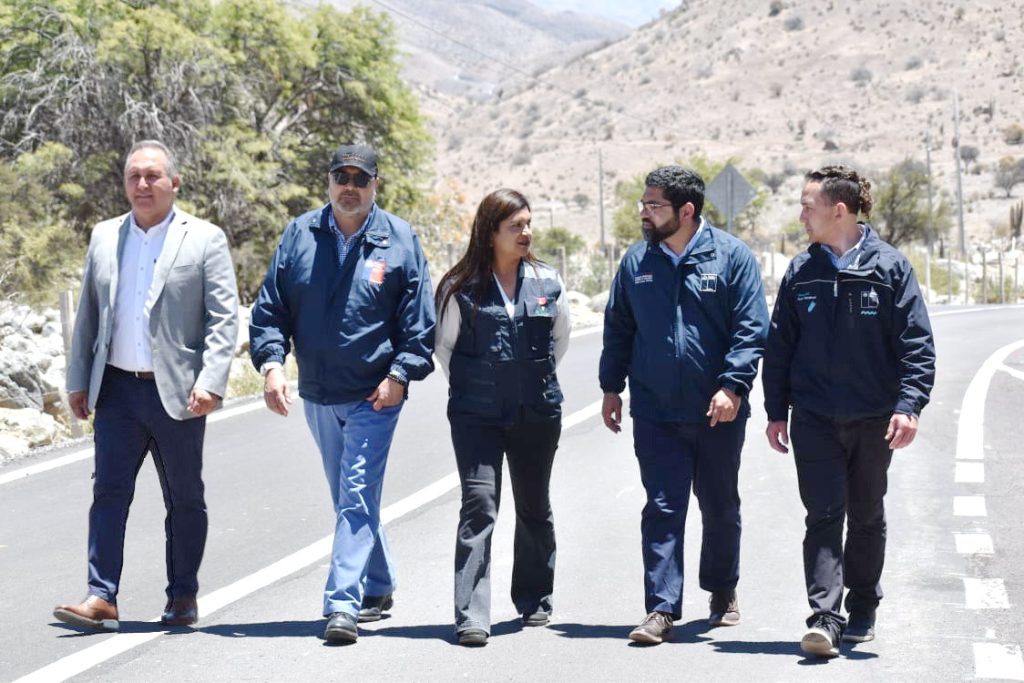 MOP finalizó pavimentación de primeros 11,5 kilómetros de la Ruta Antakari