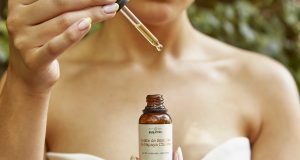 Aceite de semillas de papaya chilena logró medalla de plata en los Universal Beauty Awards 2026