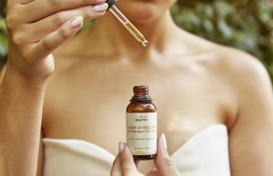 Aceite de semillas de papaya chilena logró medalla de plata en los Universal Beauty Awards 2026