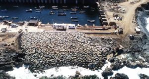Obras Portuarias del MOP refuerza protección de Caleta Chungungo ante marejadas y erosión costera