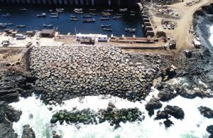 Obras Portuarias del MOP refuerza protección de Caleta Chungungo ante marejadas y erosión costera