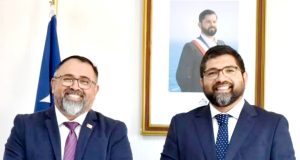 Pino y Luna efectúan primera reunión de coordinación para traspasar el mando en la Delegación Presidencial