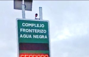 Instalan letreros dinámicos en Ruta 41-CH para informar en tiempo real estado del Paso Agua Negra