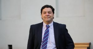Allanan dependencias del ex diputado Fuenzalida como parte de indagatoria por fraude al fisco