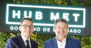 Gobernadores Juliá y Orrego firman acuerdo para impulsar la innovación y emprendimiento regional