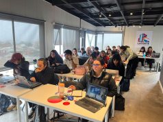 Latente Lab capacita a 30 emprededores en vinculados a industrias creativas e innovación
