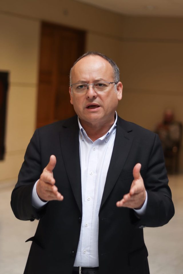 Diputado Bernardo Salinas tras renuncia de seremi de Energía