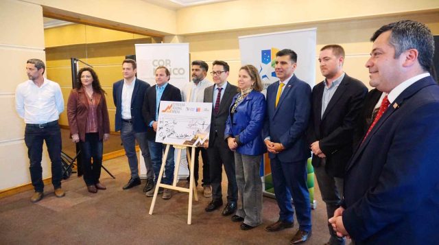 Foto MLP - Minera Los Pelambres adhiere a Estrategia Regional Minera 5