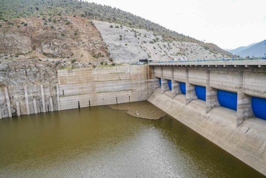 Prueban compuertas del Embalse La Paloma ante proyección de alcanzar su capacidad máxima