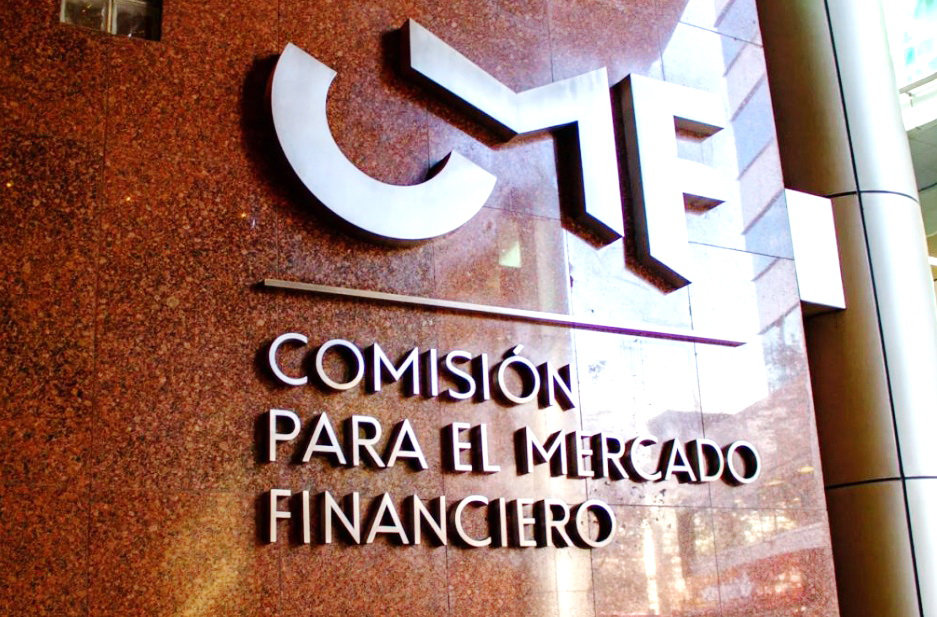 CMF pone en consulta propuesta que exige mostrar la cédula de identidad para depósitos en efectivo a partir de $1 millón